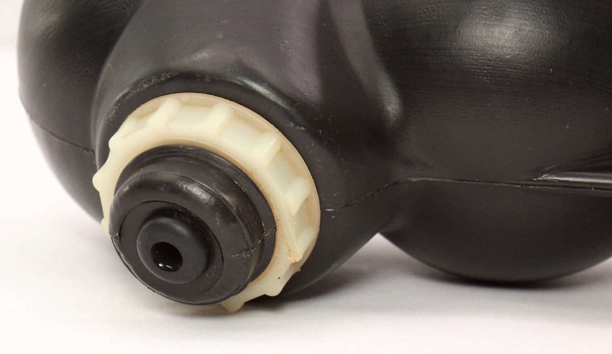 Vacuum Storage Canister 85-92 VW Jetta Golf Mk2 . Genuine . 191 820 601