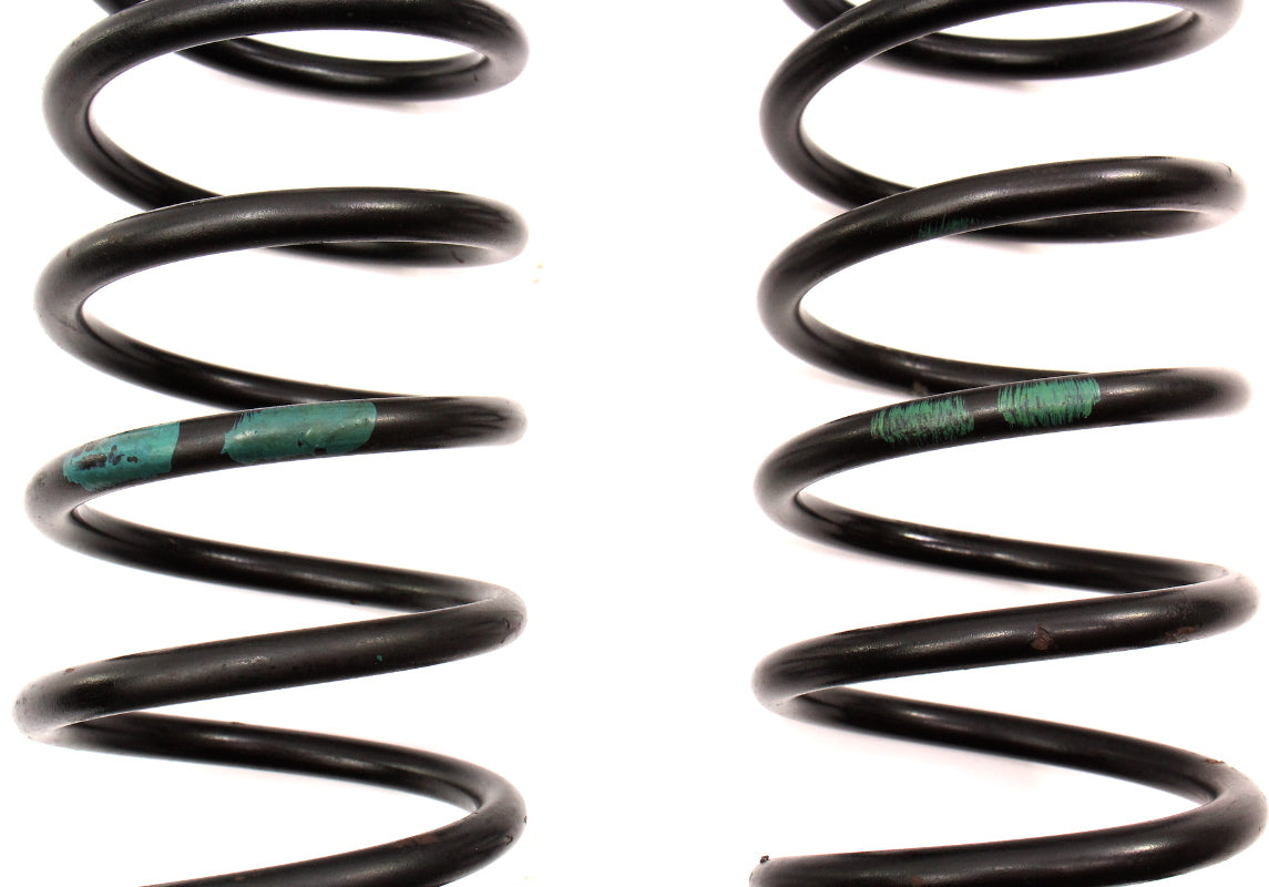 2x Rear Suspension Coil Springs 75-84 VW Rabbit Jetta Mk1 - Genuine