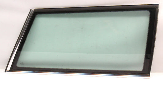 RH Rear Quarter Window Hatch Side Glass 01-05 VW Passat Wagon B5.5 ~ Genuine