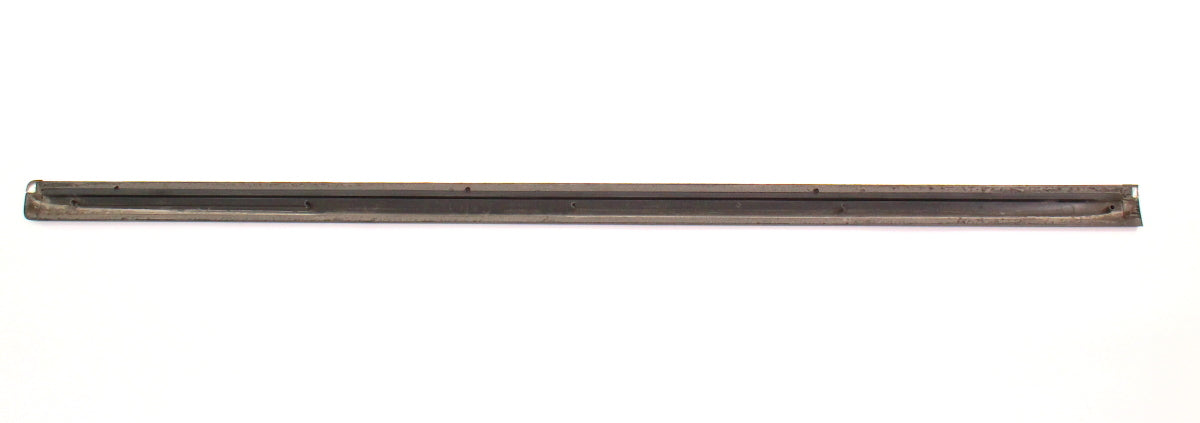 RH Front Door Molding Trim Rub Strip 01-05 VW Passat B5.5 - LA6W - 3B0 853 516 C