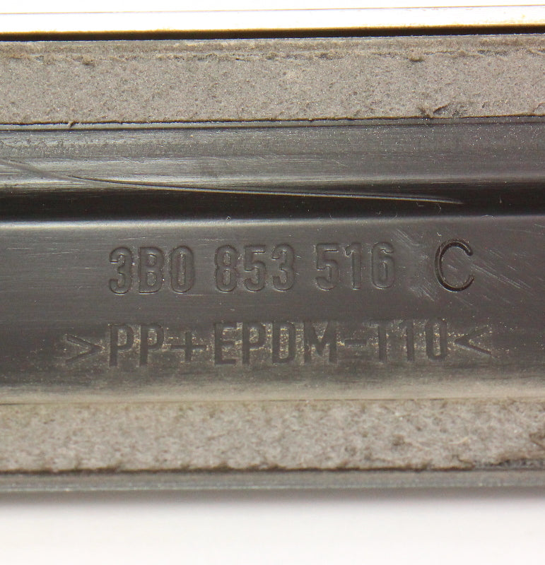 RH Front Door Molding Trim Rub Strip 01-05 VW Passat B5.5 - LA6W - 3B0 853 516 C