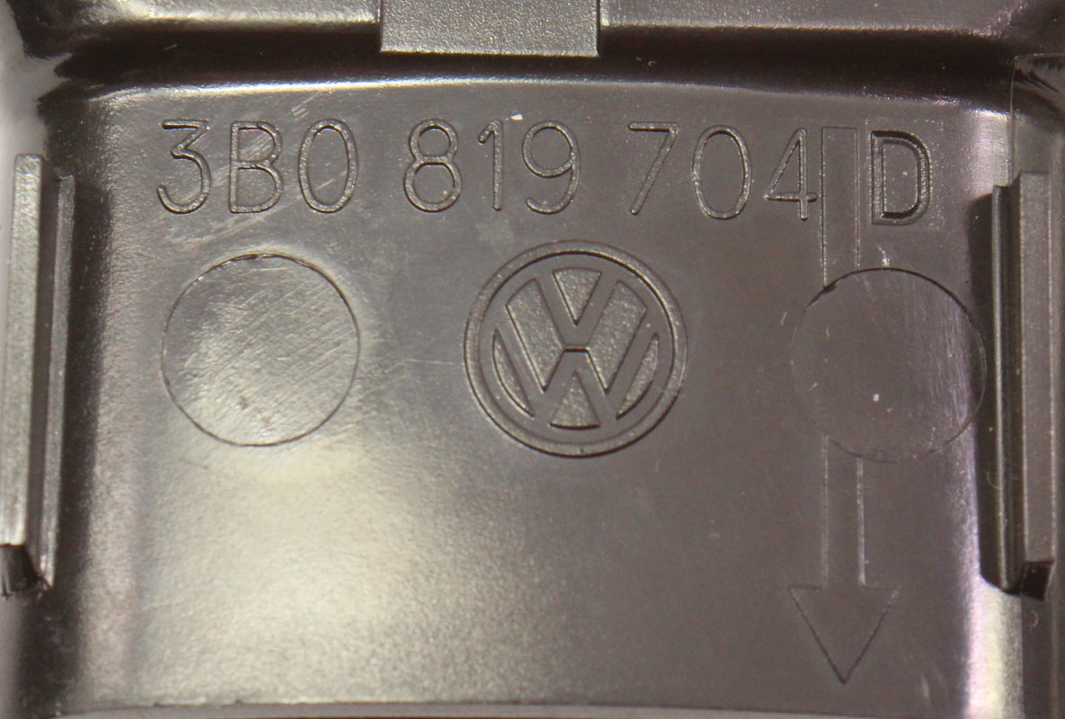 RH Dash Vent 98-05 VW Passat B5 B5.5 ~ Genuine ~ 3B0 819 704 D