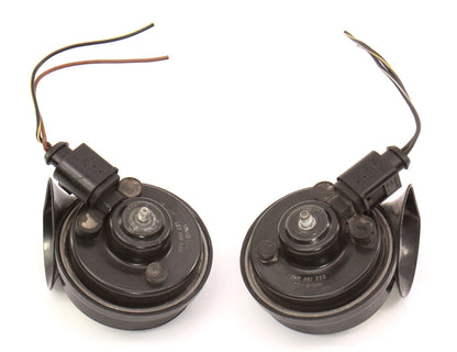 Hella Horn Set 03-06 Audi A4 S4 B6 Convertible - Genuine - 8H0 951 223 / 221