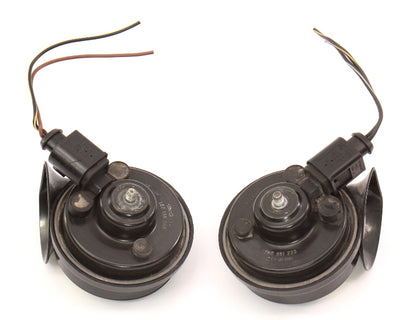 Hella Horn Set 03-06 Audi A4 S4 B6 Convertible - Genuine - 8H0 951 223 / 221