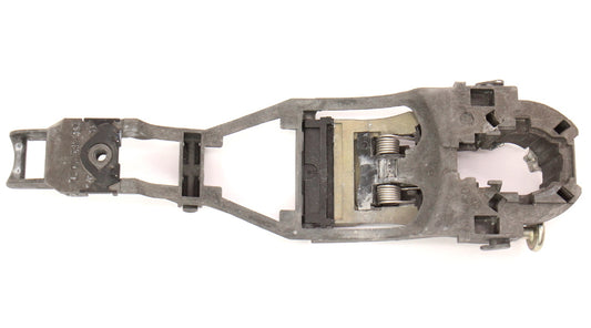 LH Exterior Door Handle Bracket 99-05 VW Jetta Golf Mk4 Passat - 3B0 837 885 F/G