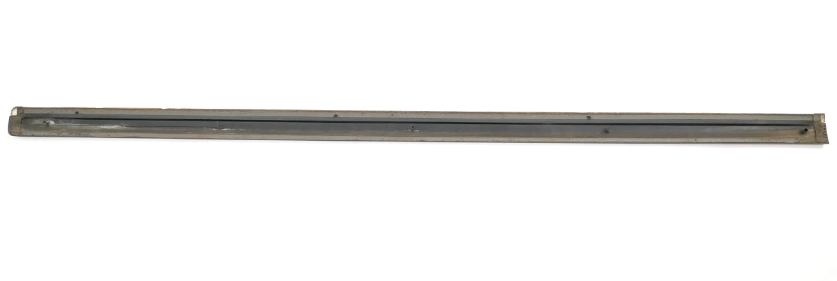 RH Front Door Molding Trim Rub Strip 01-05 VW Passat B5.5 - LB3Y - 3B0 853 516 C