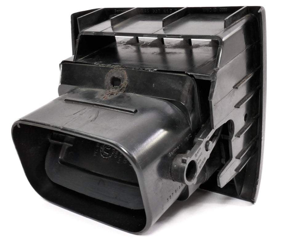 RH Dash Air Vent & Trim 90-94 VW Passat B3 - Genuine - 357 819 984