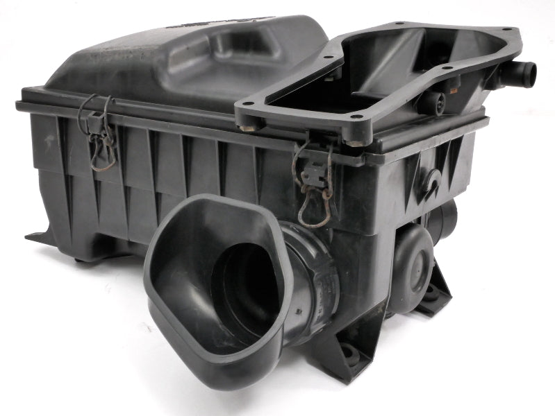 Air Intake Cleaner Filter Box 90-93 VW Passat B3 9A 16v Genuine - 051 133 837 A