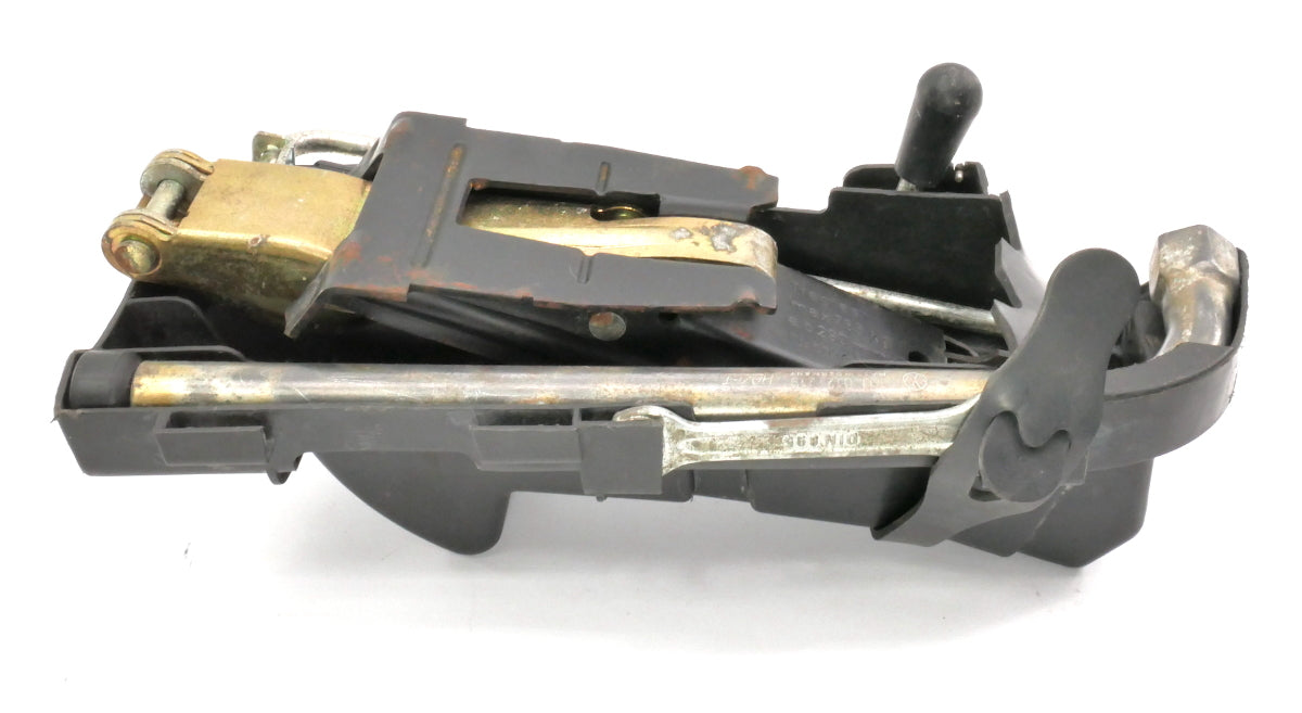 Spare Tire Trunk Tool Kit Jack Wrench 90-97 VW Passat B3 B4 - 357 011 031 D