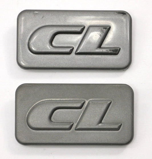 CL Fender Emblem Badge Set 90-94 VW Passat B3 - Genuine - 357 853 688