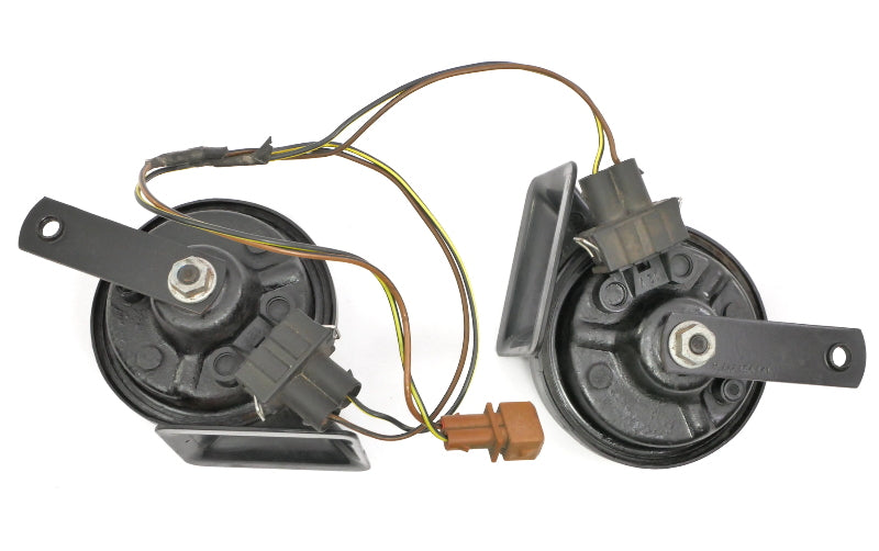 Mixo TR99 Horn Set 90-97 VW Passat B3 B4 - Genuine - 191 951 221