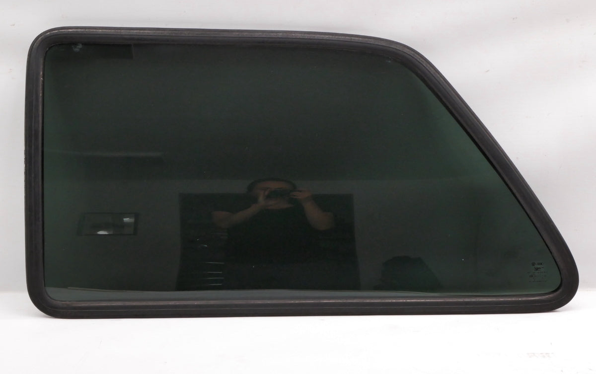 LH Rear Side Window Quarter Glass & Seal 85-92 VW Golf GTI 2 Door Mk2 ~ Genuine