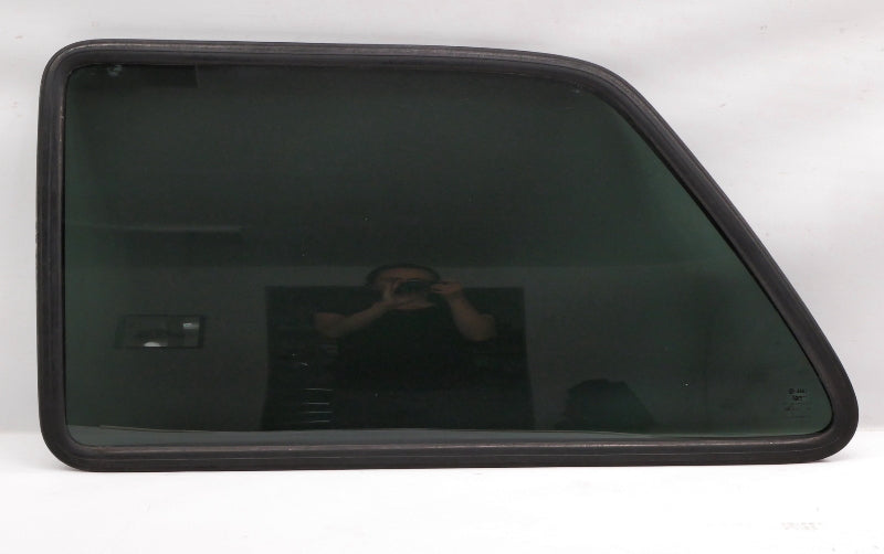 LH Rear Side Window Quarter Glass & Seal 85-92 VW Golf GTI 2 Door Mk2 ~ Genuine