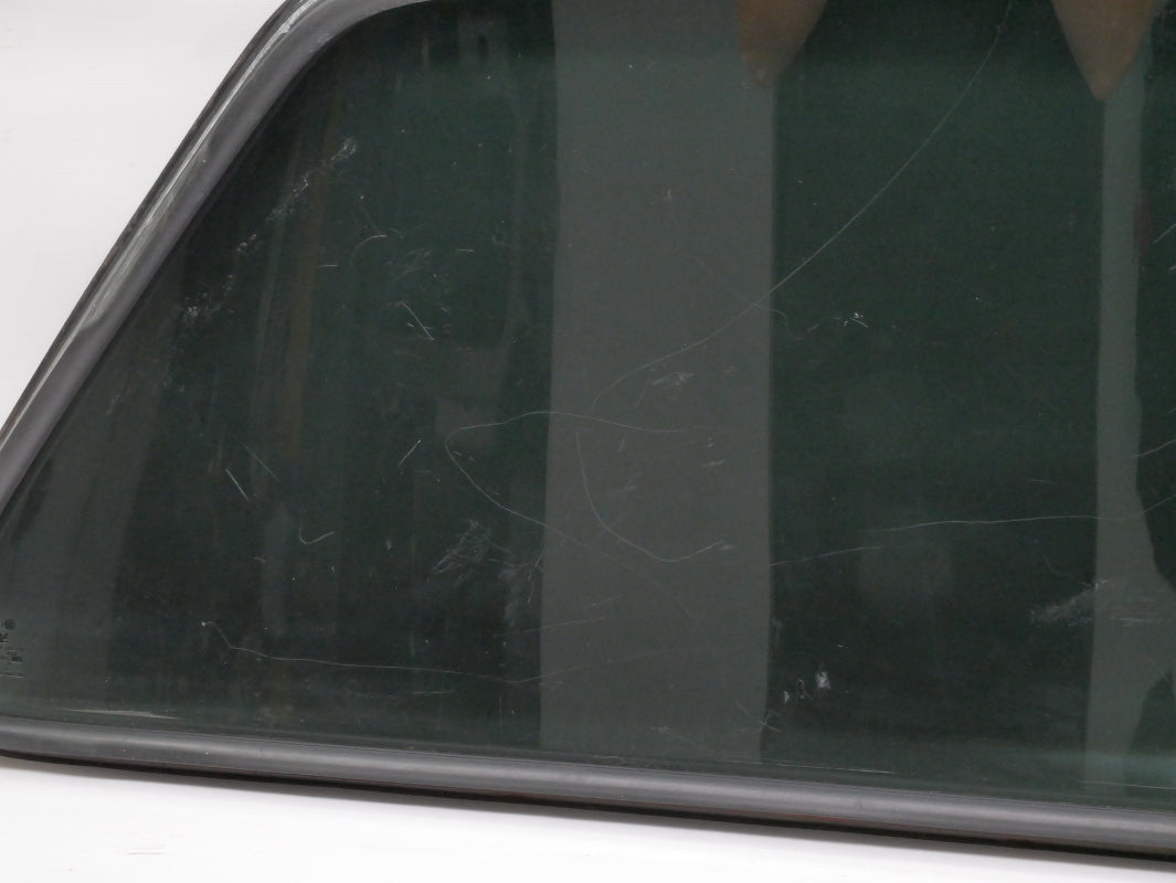 LH Rear Side Window Quarter Glass & Seal 85-92 VW Golf GTI 2 Door Mk2 ~ Genuine