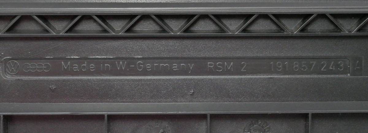 Dash Trim Gauge Radio Surround 88-92 VW Jetta Golf GTI Late Mk2 . 191 857 243 A