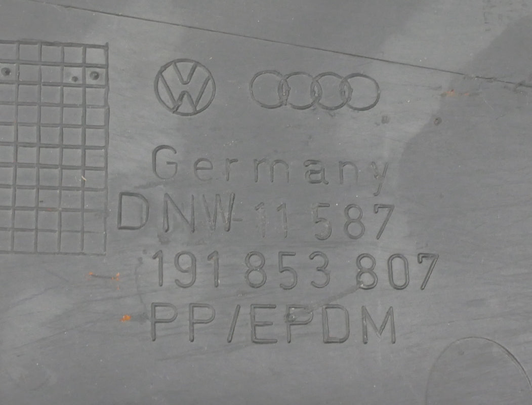 LH Rear Body Trim Molding Flare 88-92 VW Jetta Coupe Golf GTI MK2 ~ 191 853 807
