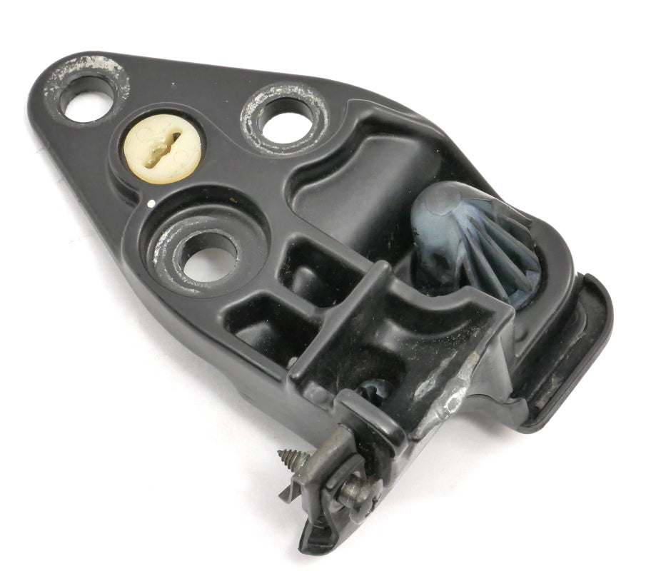 RH Convertible Top Latch Receiver 95-02 VW Cabrio Mk3 Mk3.5 - 1E0 871 386 -