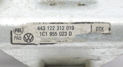 Windshield Wiper Motor & Transmission Linkage 03-10 VW Beetle - 1C1 955 023 D -