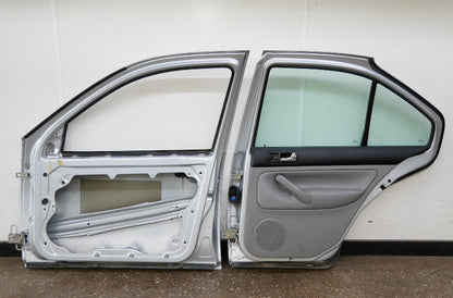 RH Front & Rear Door Assemblies 99-05 VW Jetta MK4 4DR LA7W Reflex Silver
