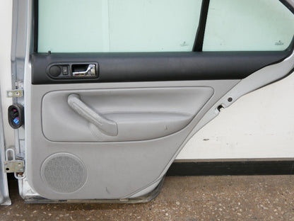 RH Front & Rear Door Assemblies 99-05 VW Jetta MK4 4DR LA7W Reflex Silver