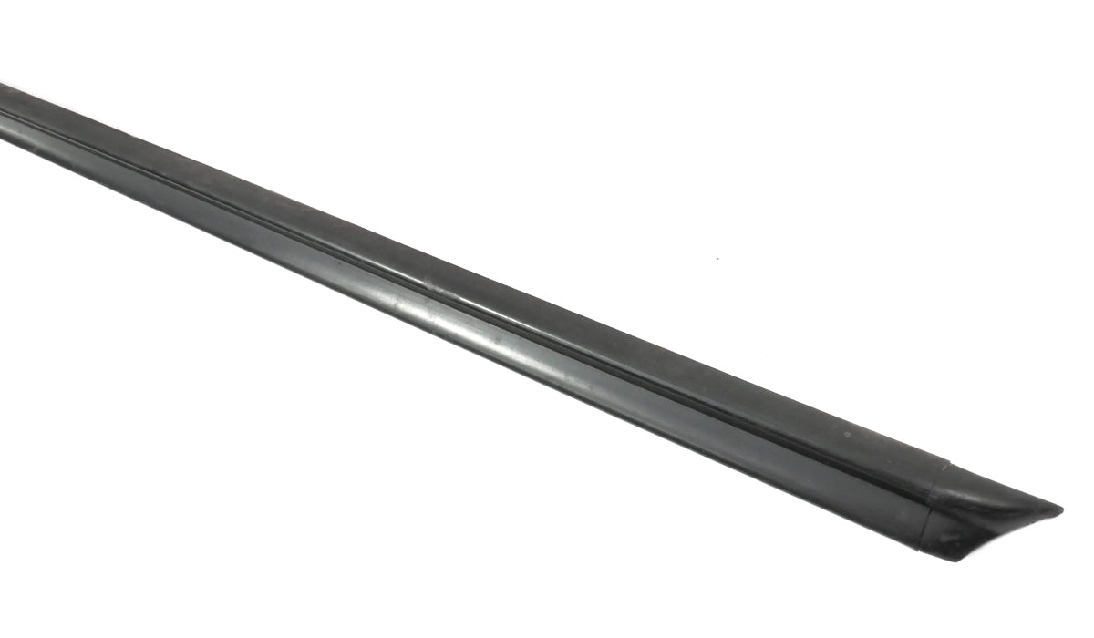 RH Fender Exterior Body Trim Molding 80-84 VW Jetta Mk1 A1 - Genuine