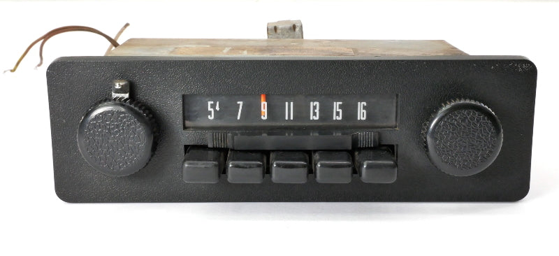 Early VW Rabbit Stock Radio Head Unit 75-80 VW Rabbit MK1 Motorola - Genuine