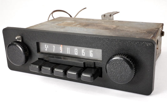 Early Stock Radio Head Unit 75-80 VW Rabbit MK1 Motorola - Genuine