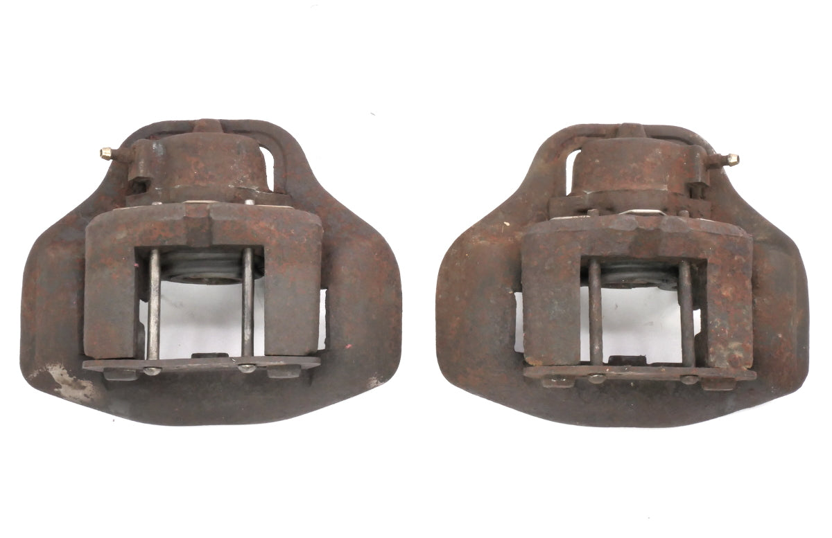 Pair Front Brake Calipers 75-79 VW Jetta Rabbit Scirocco MK1 ~ Early Style Cores