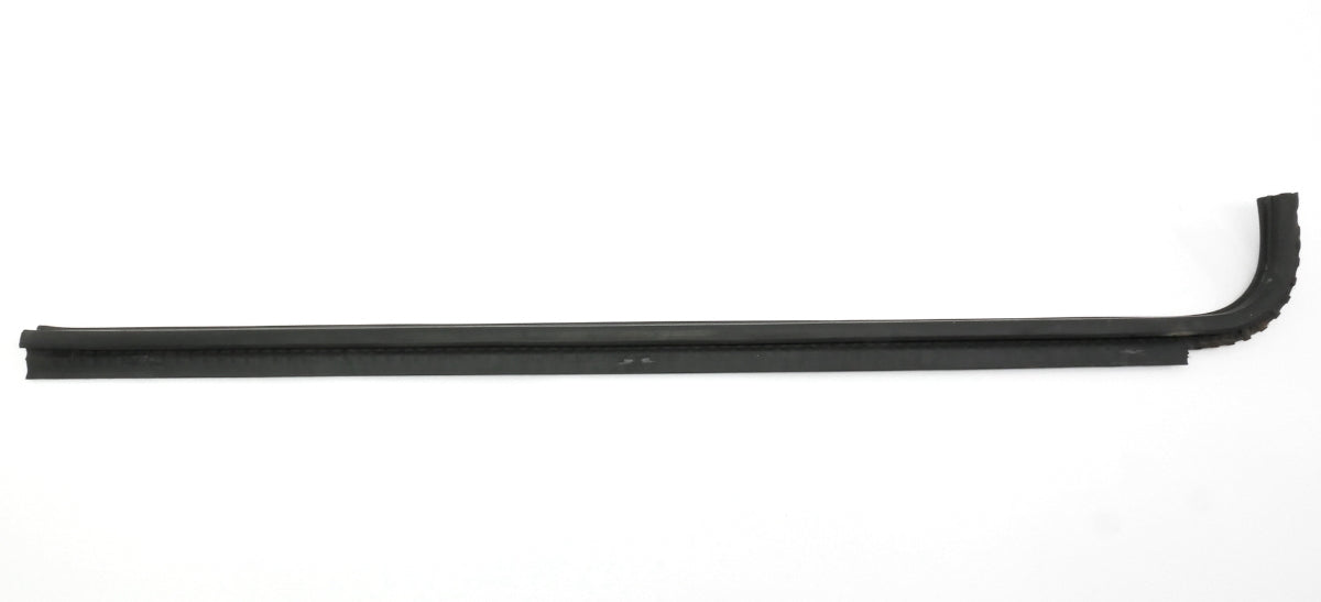 RH Rear Lower Window Scraper Door Seal Rubber 75-84 VW Rabbit MK1 4DR