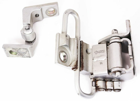 LH Front Door Hinges VW Jetta Golf GTI MK4 Passat B5 LB7Z Silver ~ 4B0 831 411 B