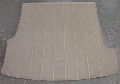 Wagon Hatch Trunk Carpet Floor Mat 98-05 VW Passat Wagon B5 B5.5 - Black