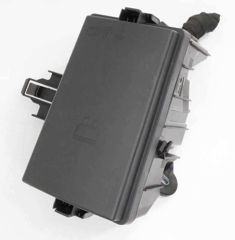 Under Hood Relay Fuse Box  2017 VW Golf Alltrack SEL MK7 - Genuine 5Q0 907 361 D