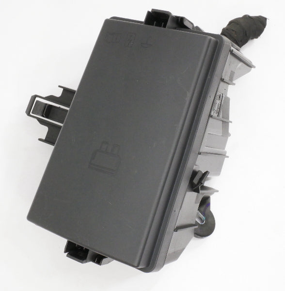 Under Hood Relay Fuse Box  2017 VW Golf Alltrack SEL MK7 - Genuine 5Q0 907 361 D