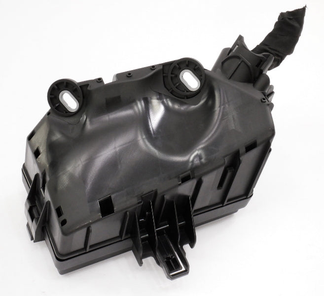 Under Hood Relay Fuse Box  2017 VW Golf Alltrack SEL MK7 - Genuine 5Q0 907 361 D