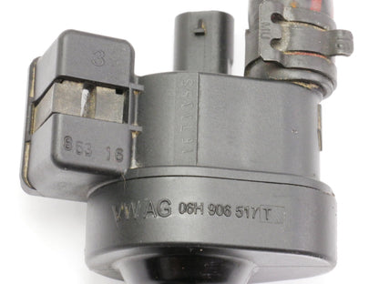 Vacuum Breather Hose Purge Valve  VW Golf Alltrack MK7 Tiguan A3 - 5Q0 133 366 H