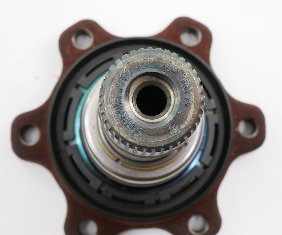 RH Axle Flange DSG Transmission 12-16 VW Jetta Golf MK6 TDI NJK - 02E 409 356 A