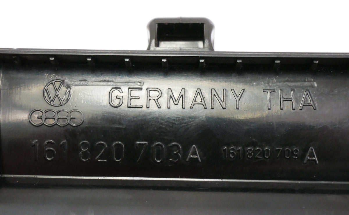 Center Dash Air Vent 80-93 VW Rabbit Convertible Cabriolet MK1 - 161 820 703 A