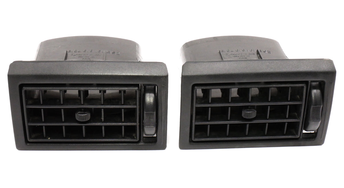 2x Dash Air Vents 85-92 VW Jetta Golf MK2 A2 - Genuine - 191 819 701 B
