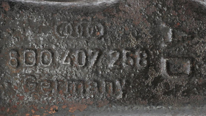 RH Front Spindle Hub Knuckle Bearing 96-03 VW Passat Audi A4 B5 8D0 407 258 AD