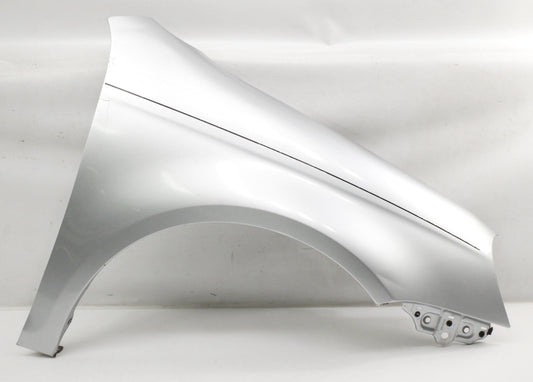 RH Fender 05-10 VW Jetta MK5 - LA7W Reflex Silver - Genuine - 1K5 821 106