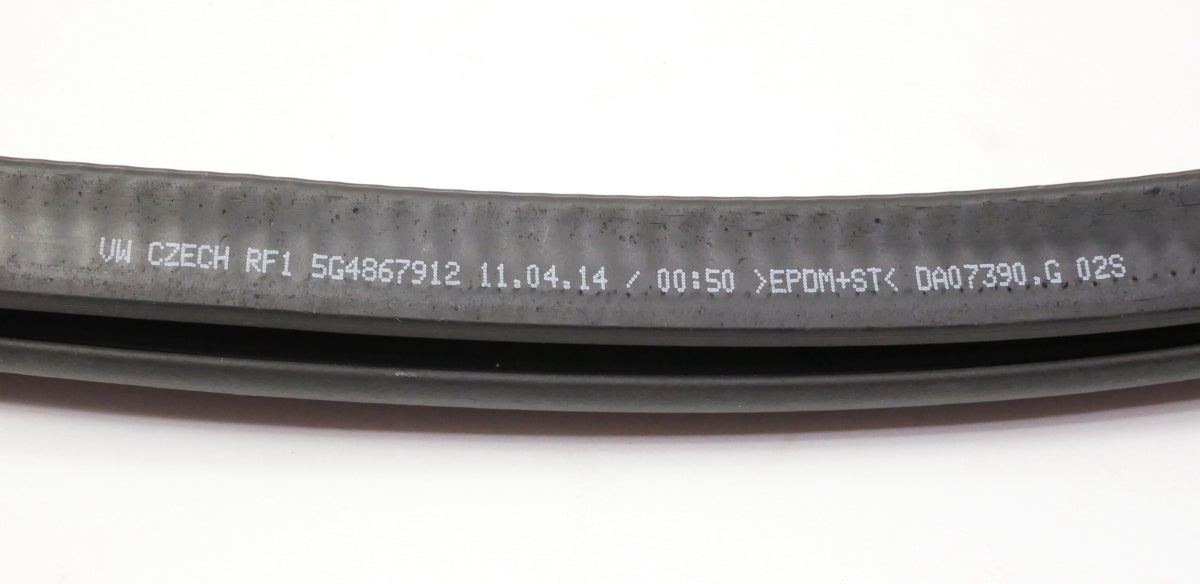 RH Front Door Weather Stripping Seal 15-21 VW Golf GTI 4DR MK7 - 5G4 867 912