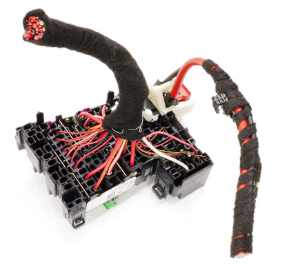 Under Dash Relay Fuse Box  2015 VW GTI MK7 - Genuine - 5Q0 937 615 C