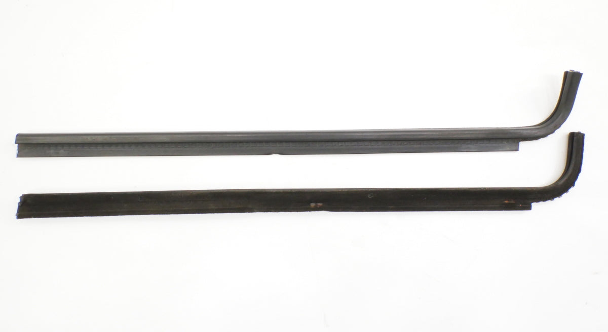 Window Scraper Seal Rubber Weather Stripping 75-84 VW Rabbit MK1 4DR & Pickup -