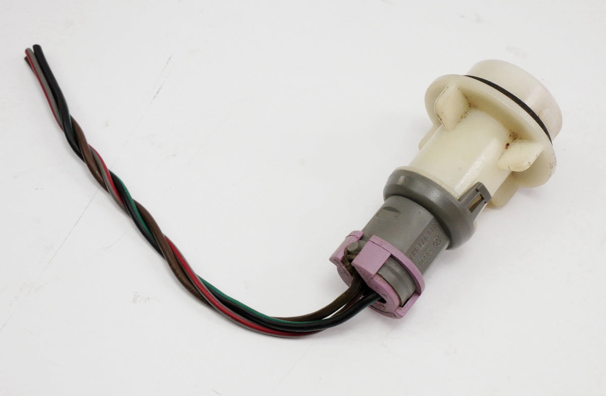 Front Turn Signal Corner Light Bulb Holder Socket 91-93 VW Fox - 813 971 987