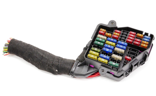 Under Dash Fuse Box Panel & Wiring Harness Pigtail 01-05 VW Passat B5.5 Genuine