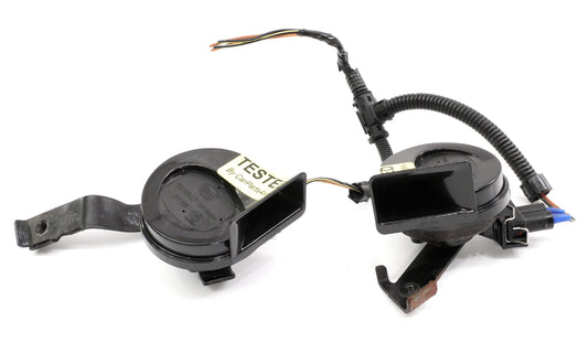 Hella High & Low Tone Horn Set 99-05 VW Jetta Golf GTI MK4 W/ Brackets & Wiring