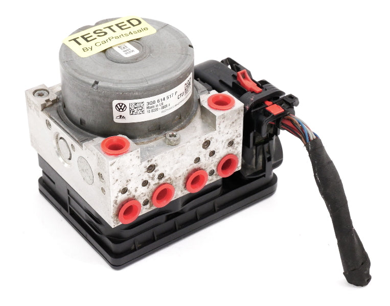 ABS Pump & Module 2015 VW Golf GTI Sportwagen MK7 3Q0 614 517 P / 3Q0 907 379 P
