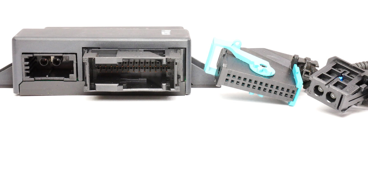 Can Bus Gateway Control Module 05-11 Audi A6 C6 - Genuine - 4F0 907 468 B