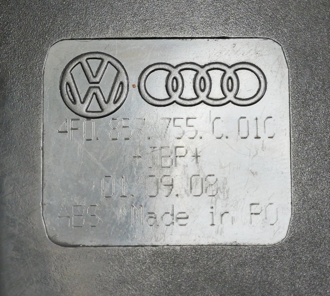 LH Front Seat Belt Receiver Buckle 05-11 Audi A6 S6 C6 - Genuine - 4F0 857 755 C