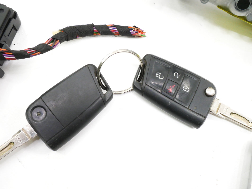 Lock Key Set Gauge Cluster ECU Gateway 2017 VW Golf MK7 1.8T - 06K 907 425 B